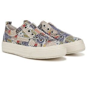 Blowfish Malibu Super Play Slip-On Sneakers Women’s Size 9 Patchwork Print